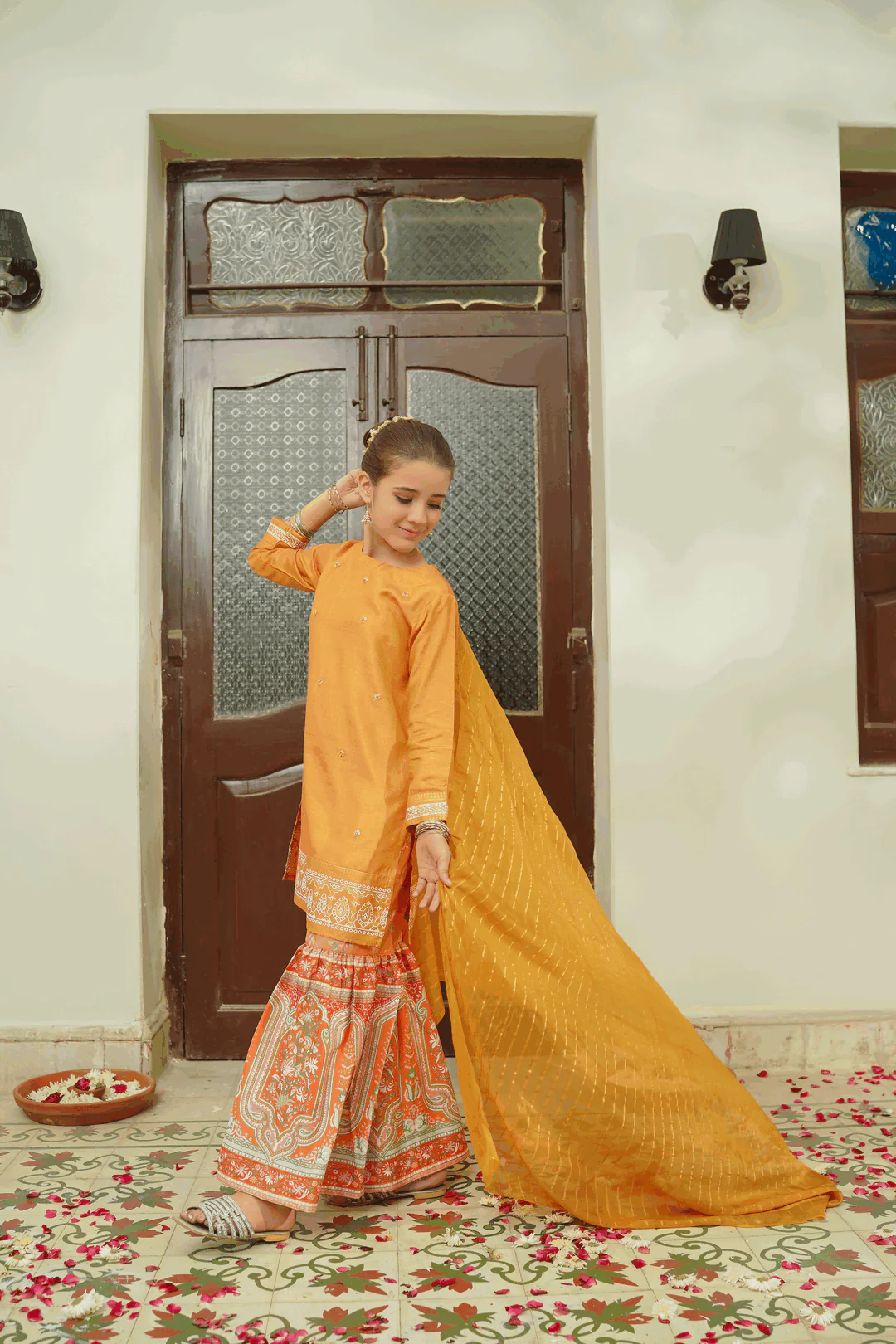 Girls Stitched Festive 3 Piece PG04 - Image 3